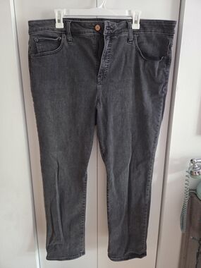 Women's Plus-Size Charcoal Black High Rise Jeans - Gap